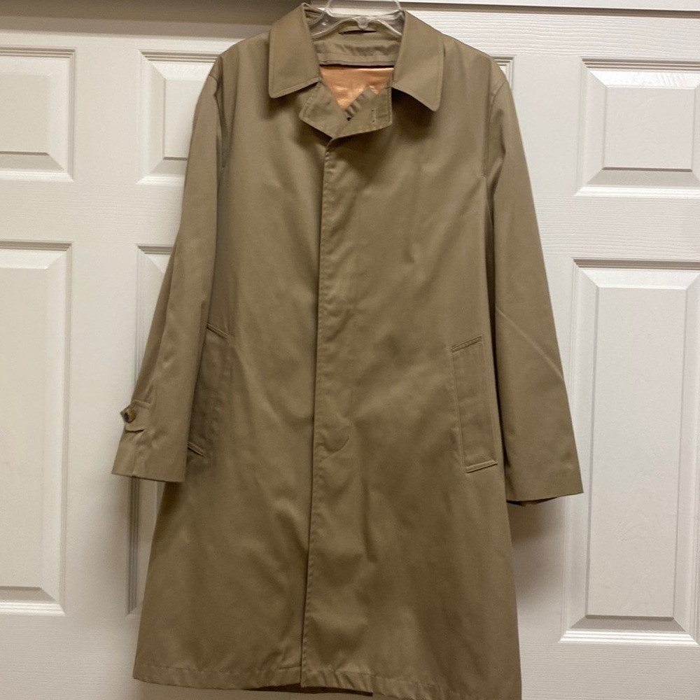 Men’s fully lined water repellent coat